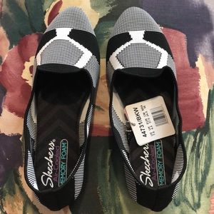 Womens Skechers Flats